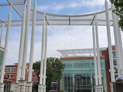 -华东师范大学第二附属中学(张江校区)