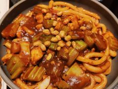 新疆炒米粉-丝路金桃·新疆菜(徐汇店)