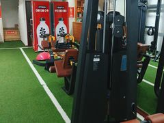 -征成健身连锁私教工作室(九公里店)