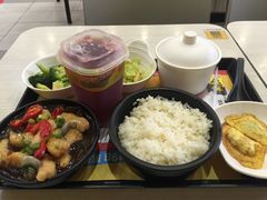 -老娘舅餐厅(黄龙体育中心店)