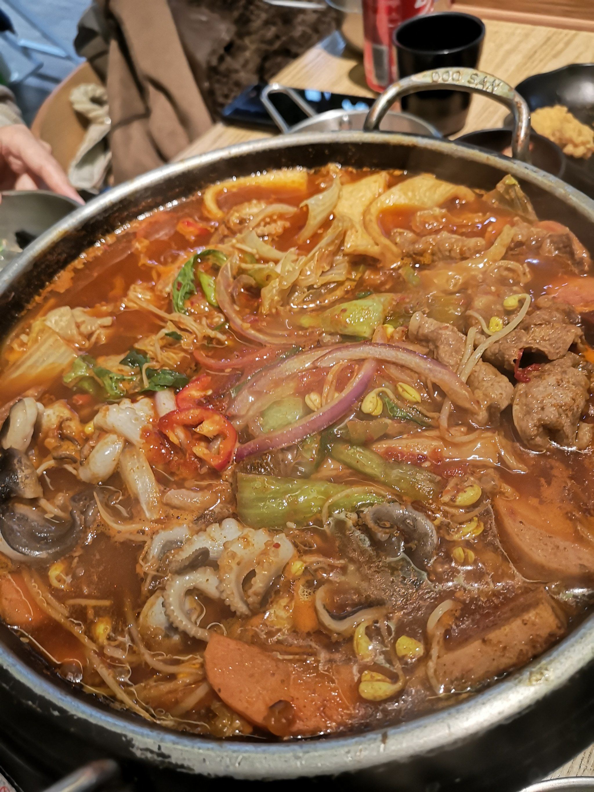 韩国部队火锅新做法——肥章虾牛肉火锅!