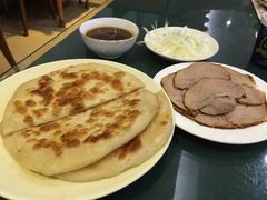 -李连贵酒家熏肉大饼(昆明街店)