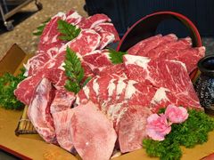 -铭牛烧肉·和牛海鲜自助(高新月牙湖店)