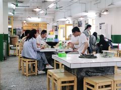 大堂-石灰市老火锅(北滨路店)