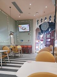 -奈尔宝·儿童乐园·亲子餐厅(华采天地店)