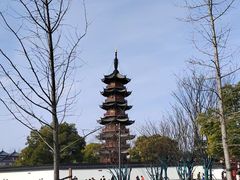 -龙华寺