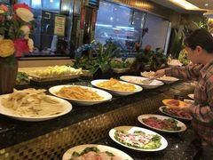 自助取餐区-名羊天下·火锅烧烤自助料理(镇明路店)