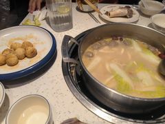 -三人行骨头王火锅(长寿店)