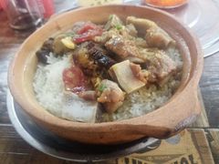 鸡腊味煲仔饭-阳江河堤老牌曾记美食