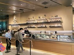 -星巴克臻选(上海合生汇1F店)