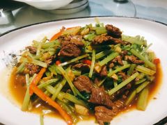 -松沪名灶·豆浆鱼头·新上海菜(飞航吾悦广场店)