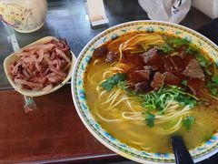 -金杨拉面王小吃面馆·牛三宝面·红烧牛肉粉