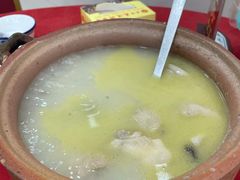 阳春风姜月婆鸡汤-正宗高流河饭店原创风姜鸡