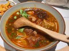 -百春原湖南牛肉粉(百联世纪店)