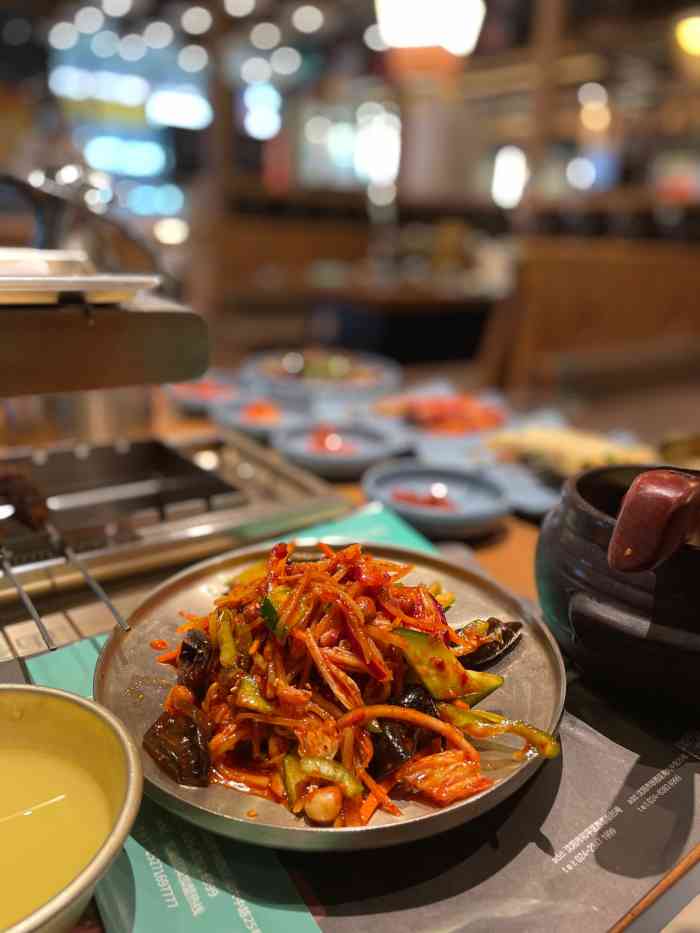 美里·朝鲜族烤串-"位置 西塔街 以前的白玉串城 现在新装修.