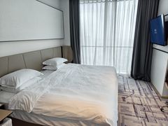 -大连星海皇冠假日酒店