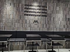 -M Stand(杭州萧山万象汇店)