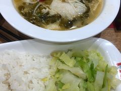 -南城香·饭香串香馄饨香(青年路店)