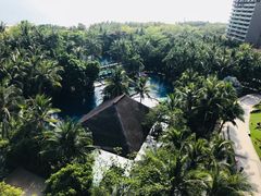 -三亚湾海居铂尔曼度假酒店