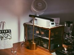 -Line 咖啡(石厦花园店)