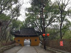 -灵岩山风景区