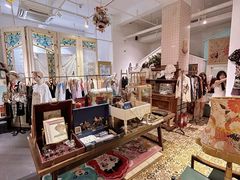 -恋物百货商店(华侨城店)