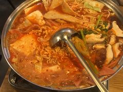 部队火锅-富乐满韩国正宗炸鸡韩国料理(虹泉路店)