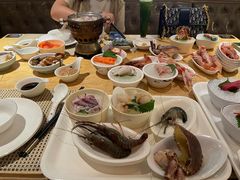 -雍和会海鲜姿造自助(湖东路店)