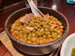 青豌豆烧肥肠-缪氏川菜(深圳北站缤果空间店)