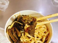 -中山牛肉肥肠粉面馆(军工社区店)