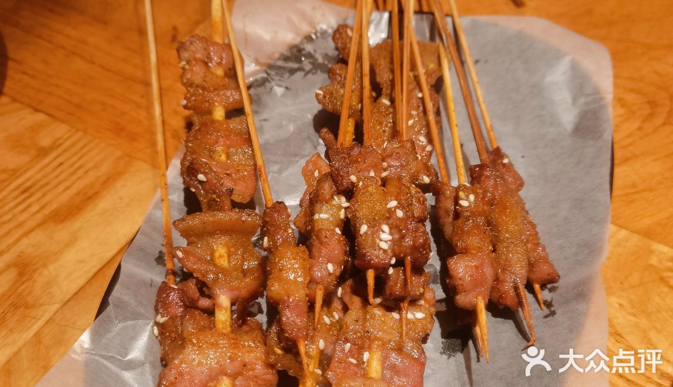 在深圳喝到了料足鲜香的潮汕砂锅粥