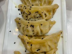 -财兜兜大黄山小馄饨