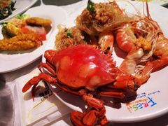 -领鲜活海鲜榴莲自助火锅(东门店)