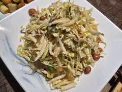 -东口码头·烧鸽子·鱼头泡饼·地方菜(金鹰悦城店)