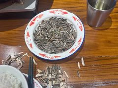 -黄弟大排档·湖南菜·小龙虾·小海鲜(凯旋北路店)