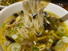 -宝鸡宴会中心艳阳天(公园路店)