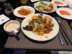 -唐拉雅秀酒店-西锦汇空中BBQ·思创餐厅