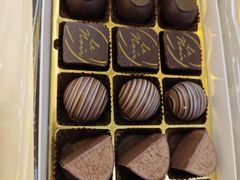 夹心巧克力-Laderach 莱德拉(上海环贸iapm店)