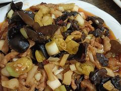 鱼香肉丝-小四川美食馆(幸福路店)