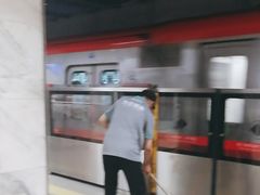 -军事博物馆(地铁站)