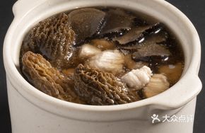 Oyster Mushroom and Truffle Pork Soup