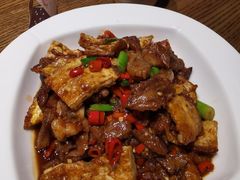 -爱碗亭·鲜炒湖南菜(壹城中心店)