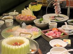 -得意咚瓜·顺德鱼生·冬瓜火锅(深圳首店)