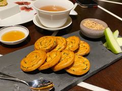 鸭肝酱伴葱油饼-杭州西子湖四季酒店·金沙厅
