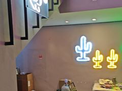 -夜火烤摊·东北烧烤酒场·老杨小黄鱼