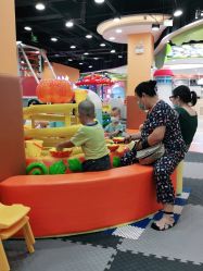 -哈尼兔家庭乐园(开发区万达店)