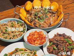-方国老头包子·39年威海本地老字号•小船海鲜疙瘩汤