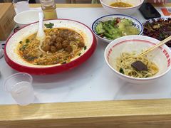 -青年路烩面馆(绿地世纪城店)