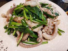 韭菜炒八爪-胶东海鲜大排档(北太平庄店)