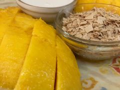 -志龙皇冠吃货椰子铺